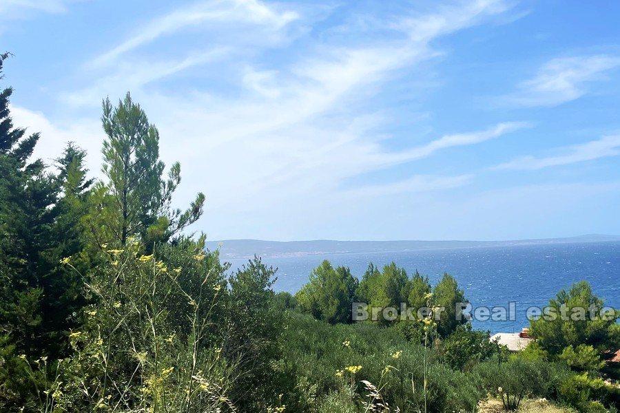 Building plot with sea view