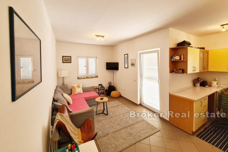 Apartment near the sea