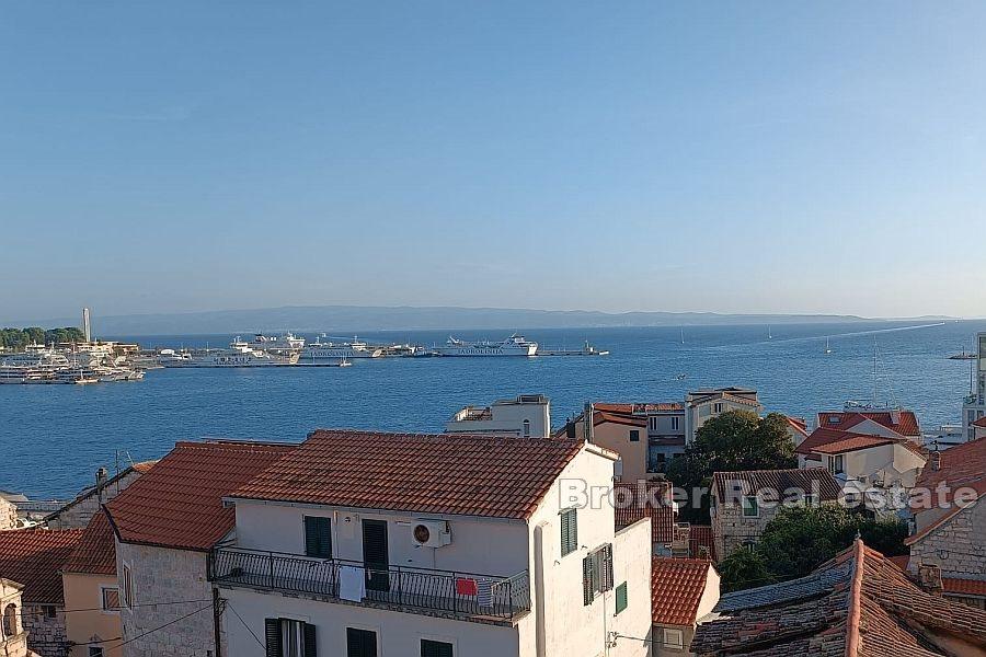 Appartement de trois pièces au centre de Split