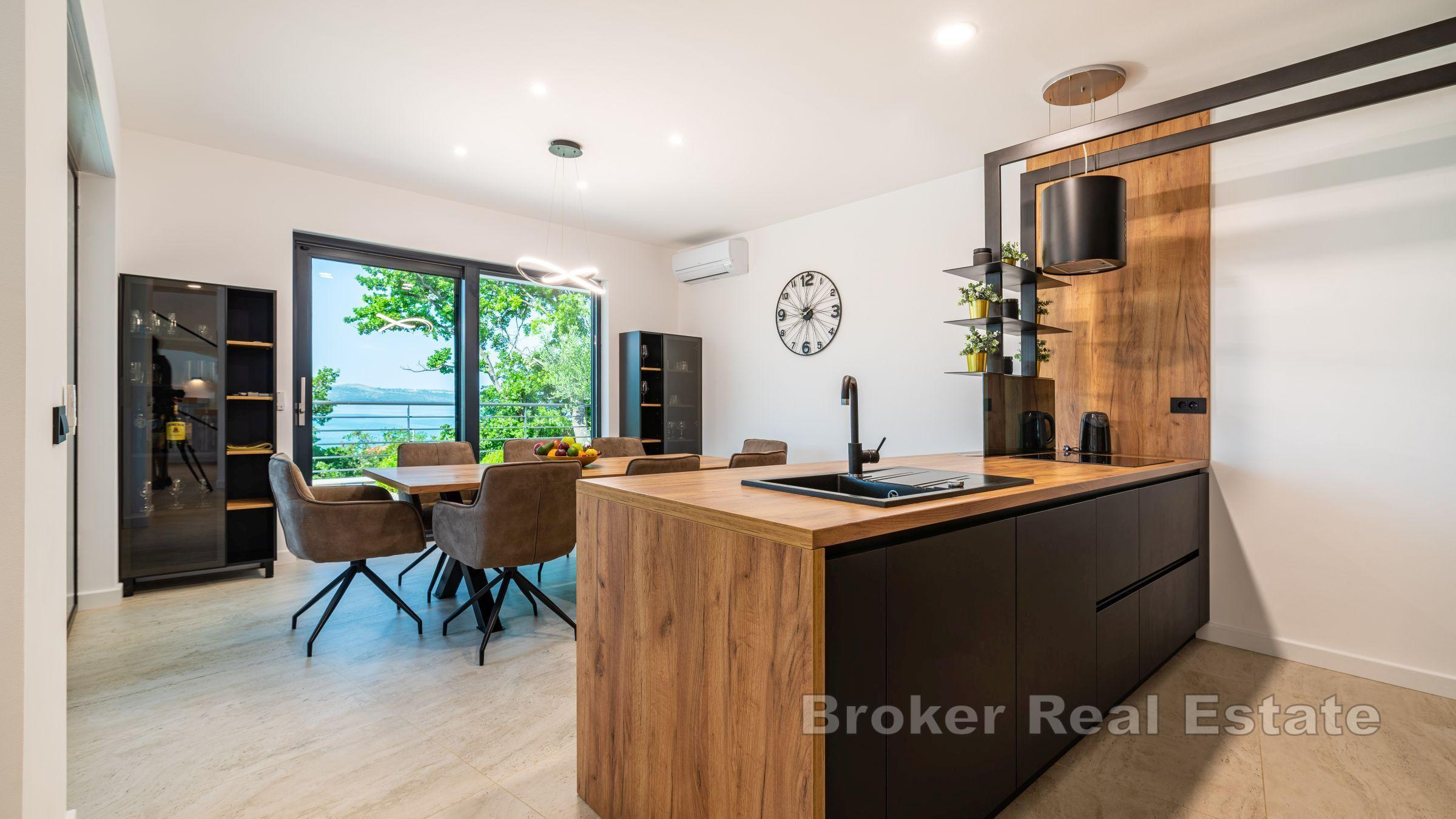 Izuzetna vila s otvorenim pogledom na more