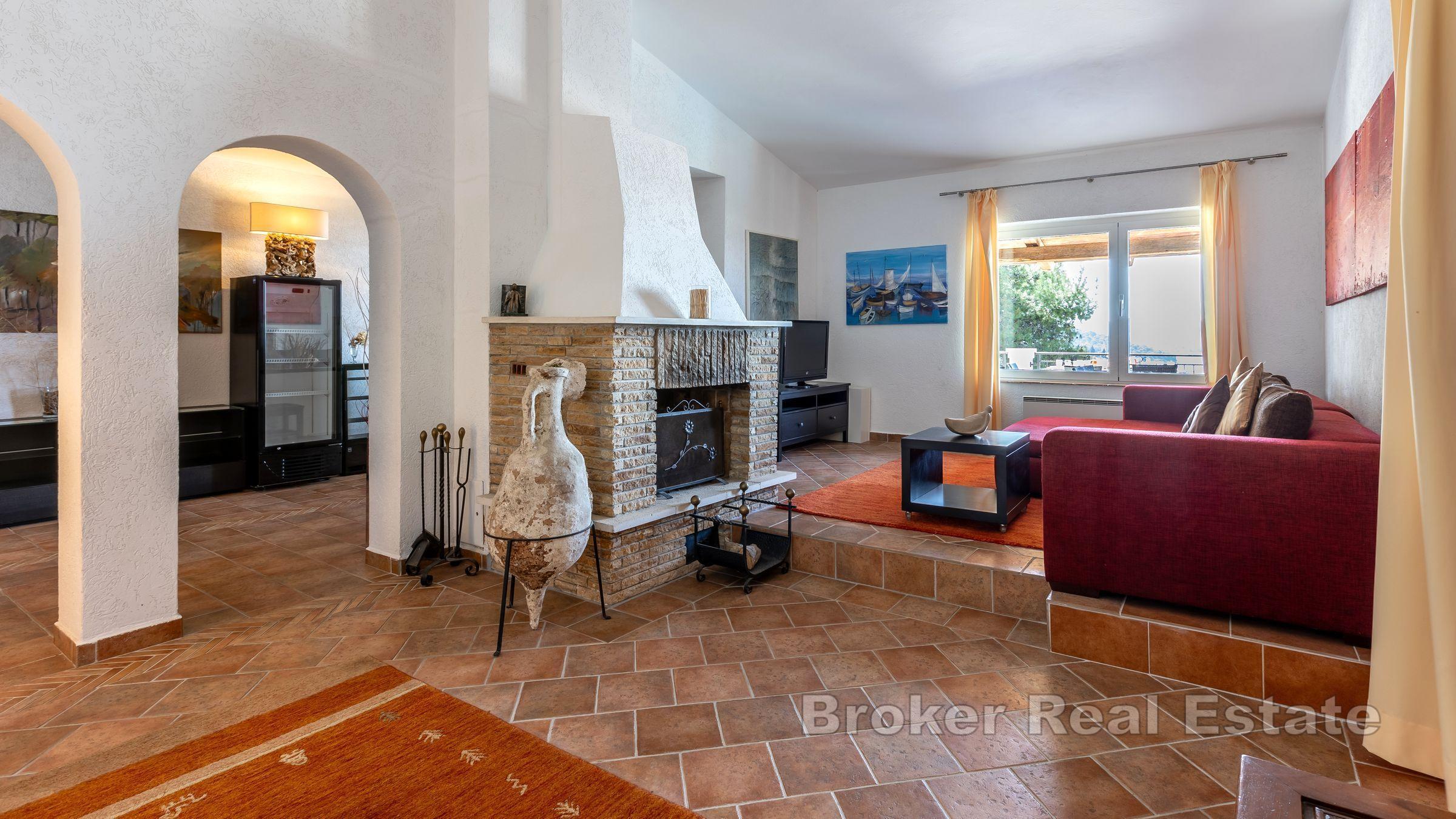 Villa con vista mare aperta