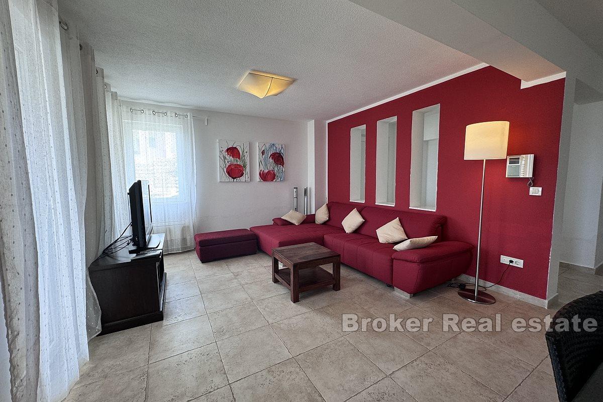 Lägenhet med havsutsikt