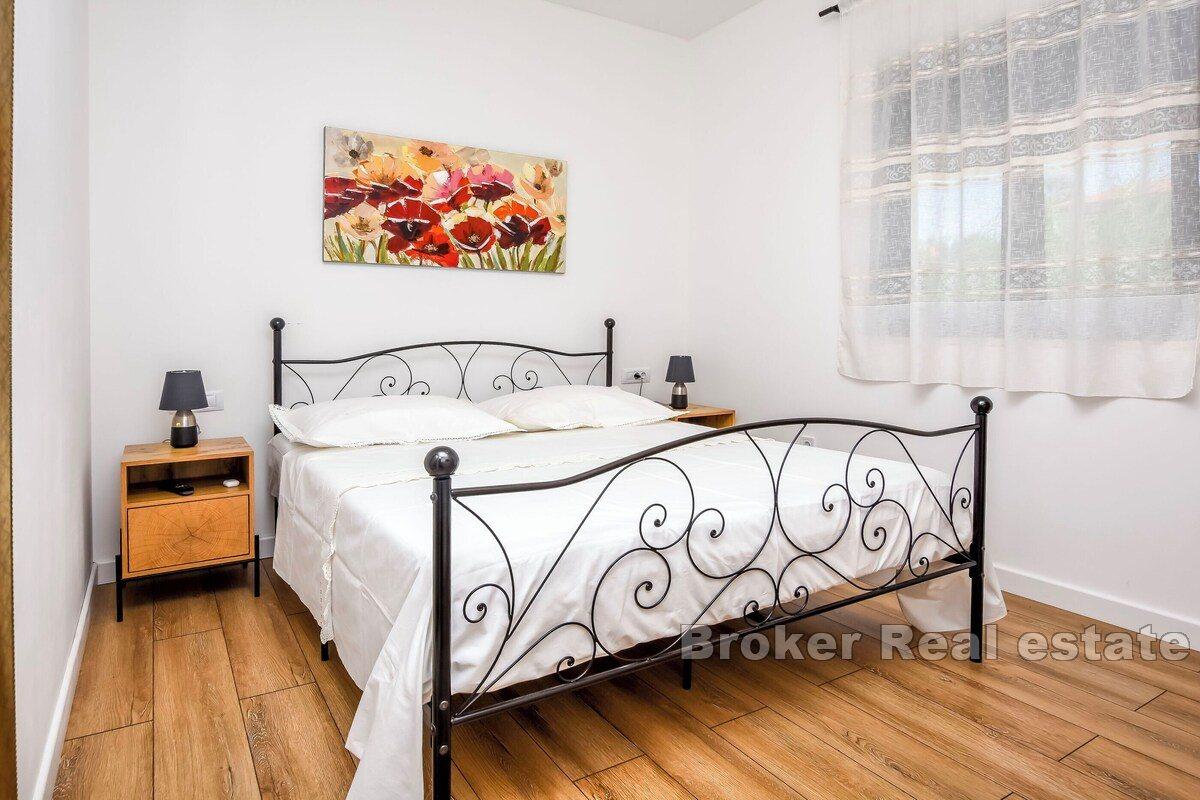 Vila mit Pool in der Nähe von Rogoznica