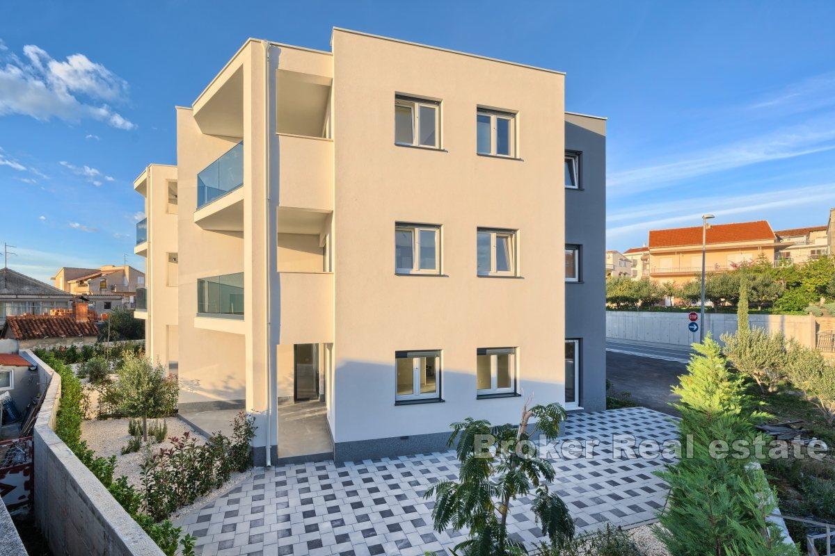 001-2030-87-Sibenik-Modern-apartments-in-a-new-building-for-sale