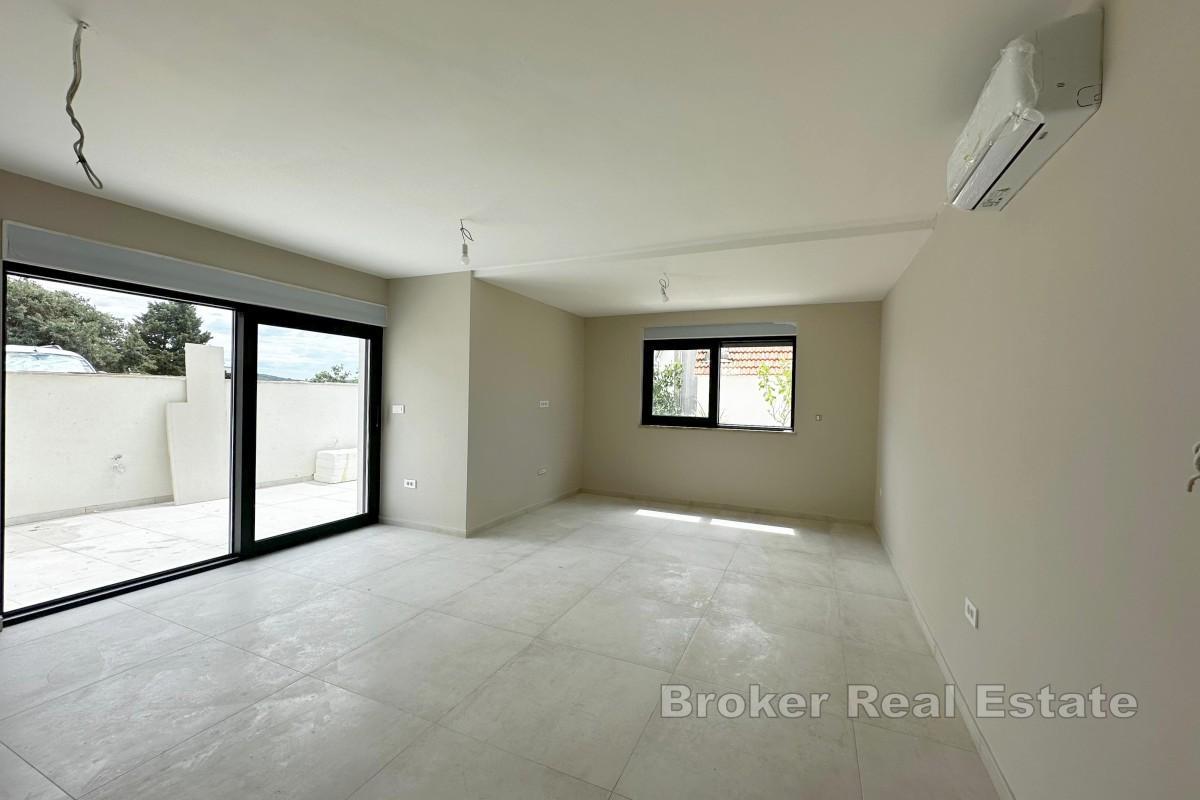 Apartmani u novogradnji s pogledom na more