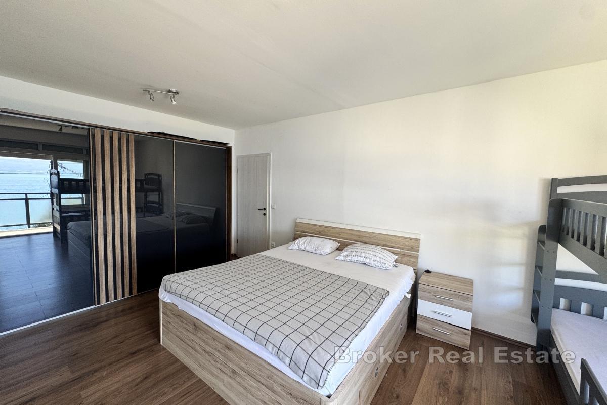 Appartamento con due camere da letto con vista mare