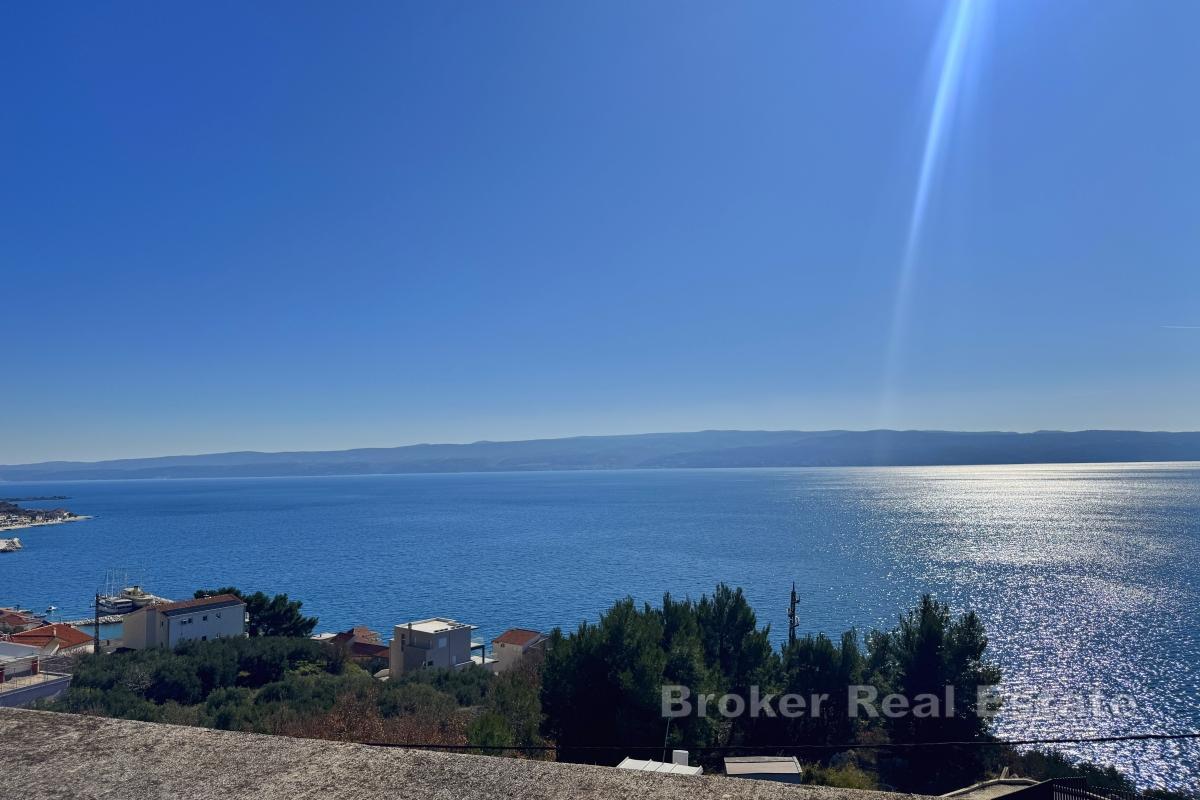 Casa al grezzo con vista mare
