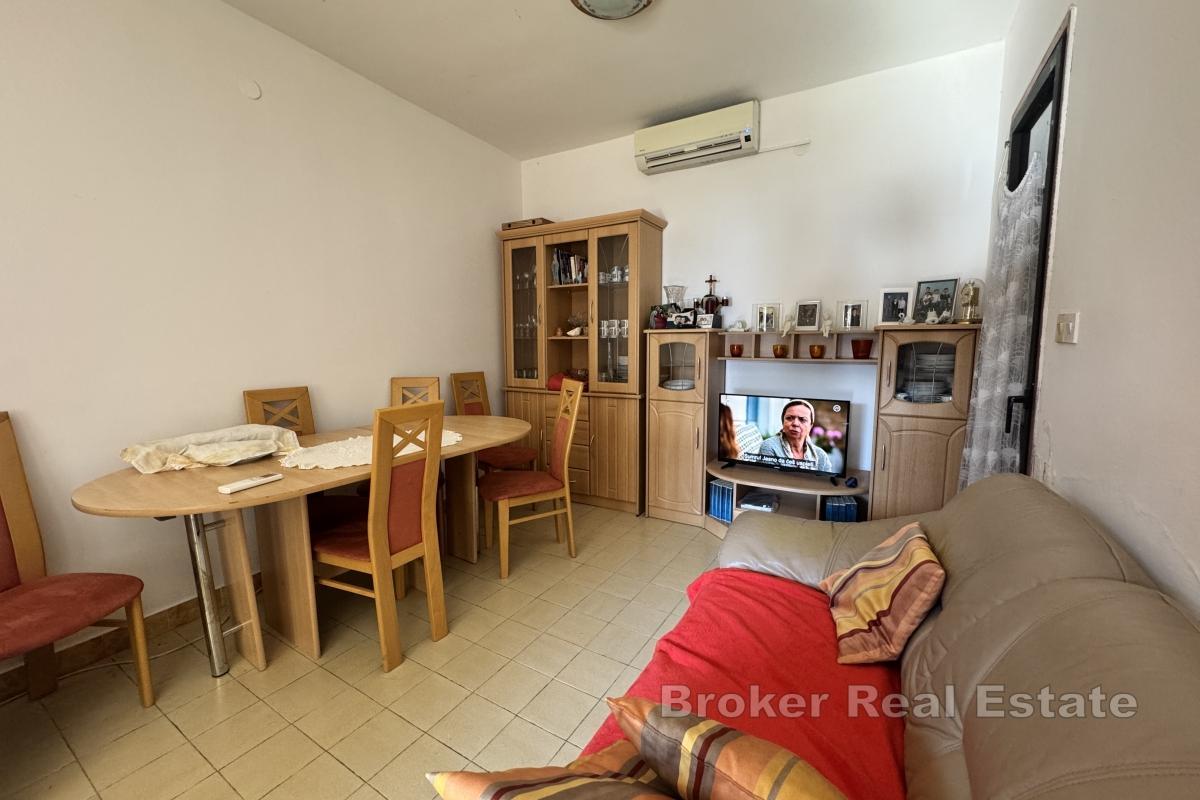 Nedovršena kuća s pogledom na more