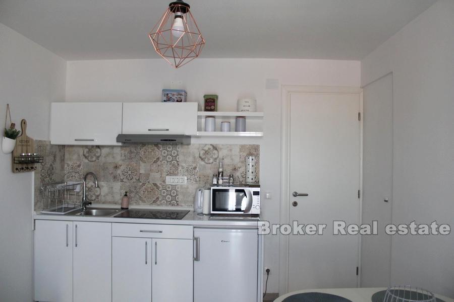 House on three floors with a sea view