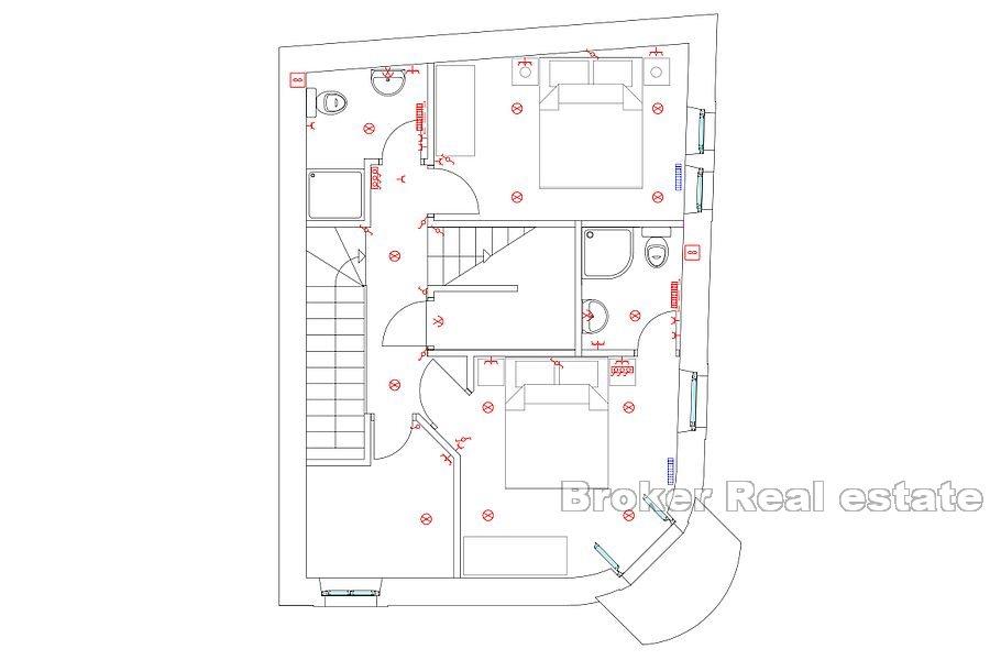 Casa ristrutturata con vista mare