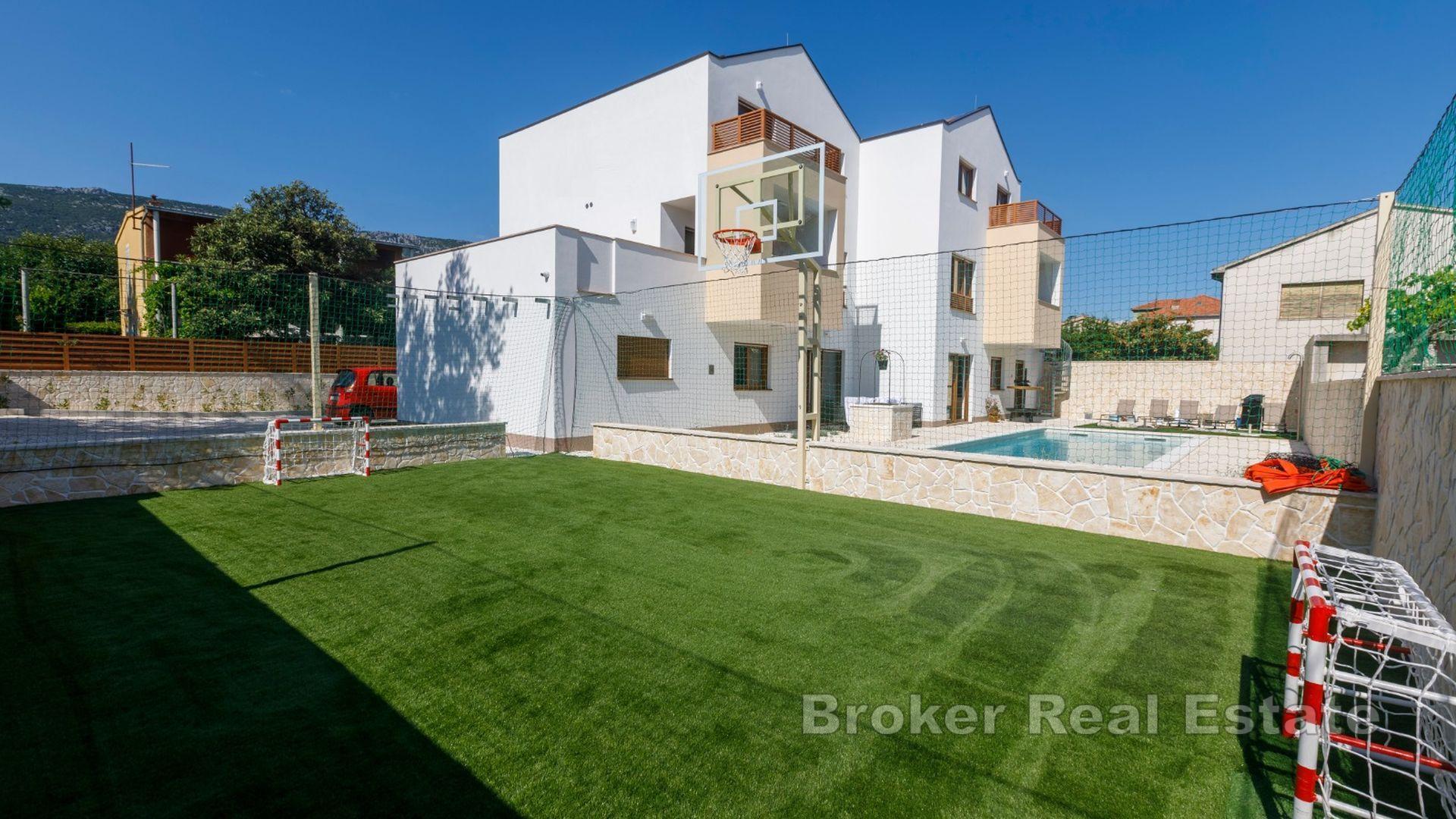 Luxusvilla mit Meerblick