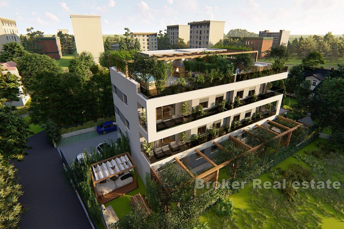 Lyxiga lägenheter i ny byggnad med havsutsikt