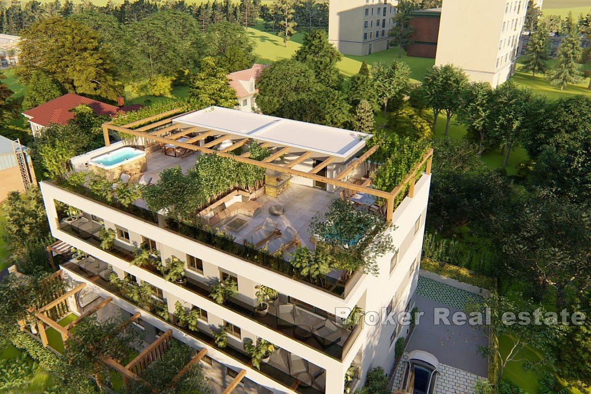 Lyxiga lägenheter i ny byggnad med havsutsikt