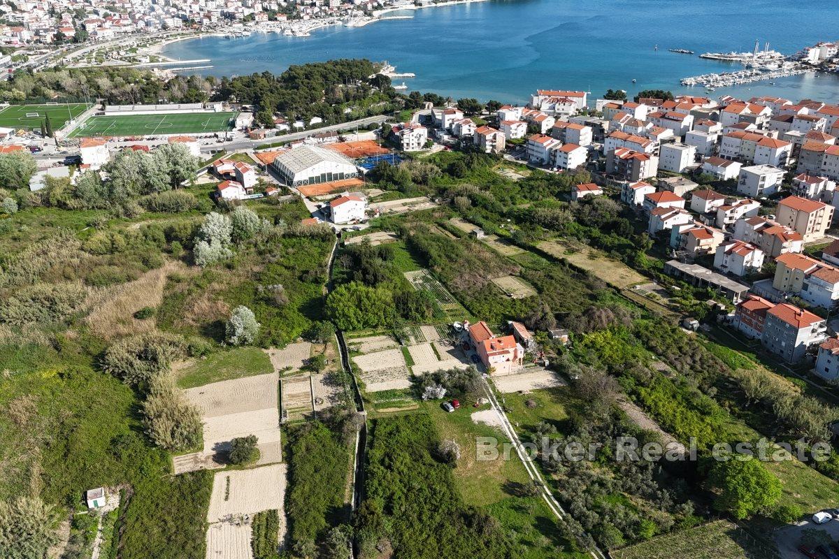 Attractive building land