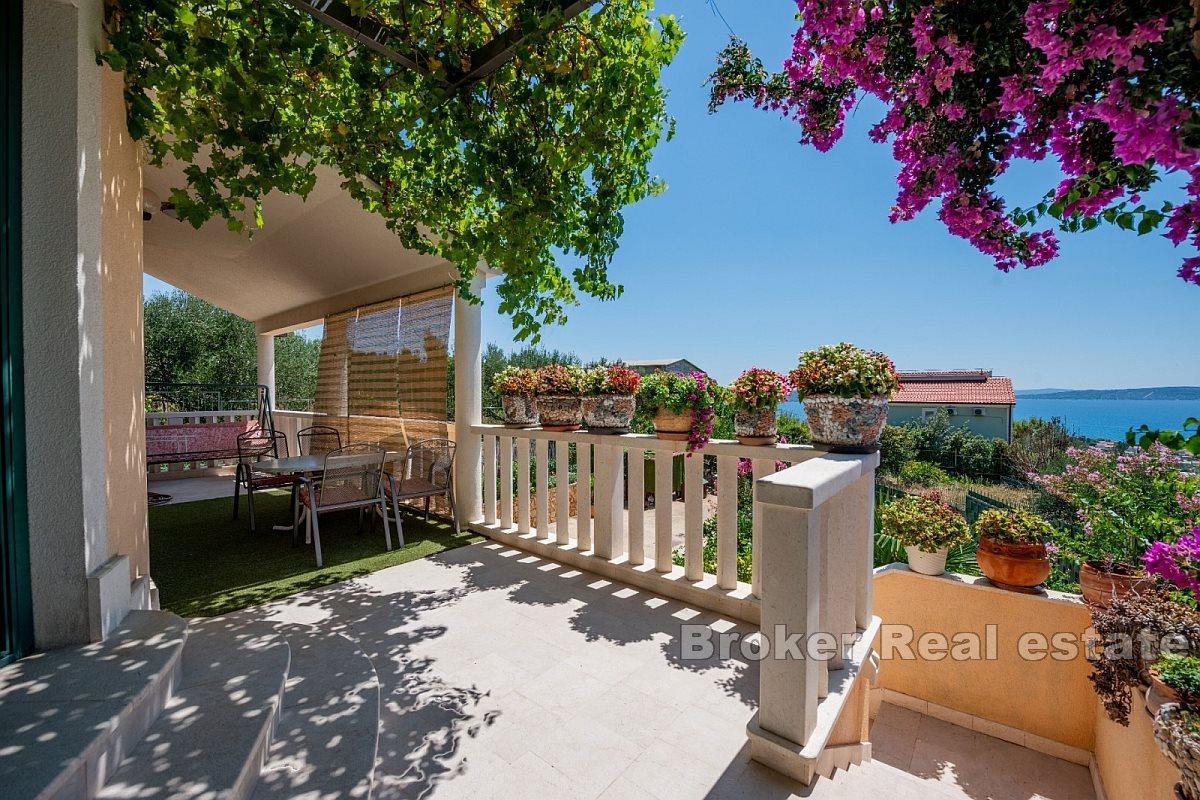 Hus med vacker havsutsikt