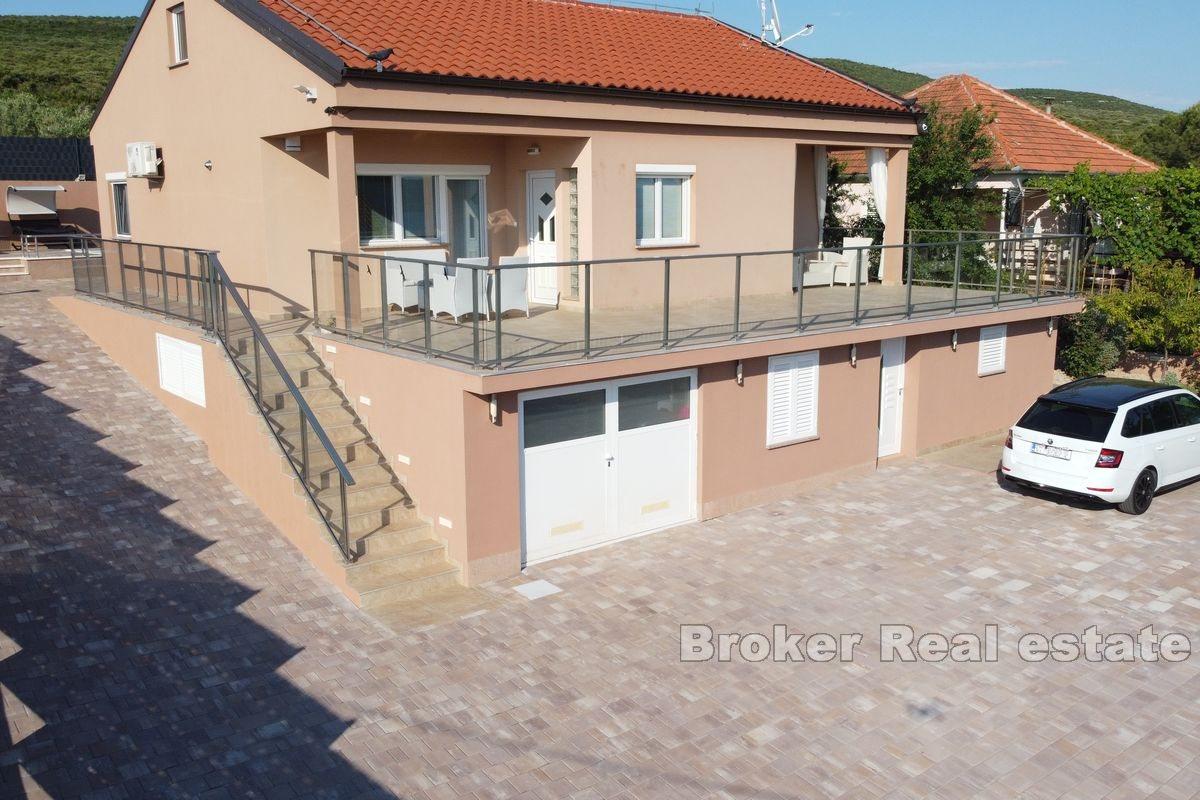 Ferienhaus mit wunderschönem Meerblick