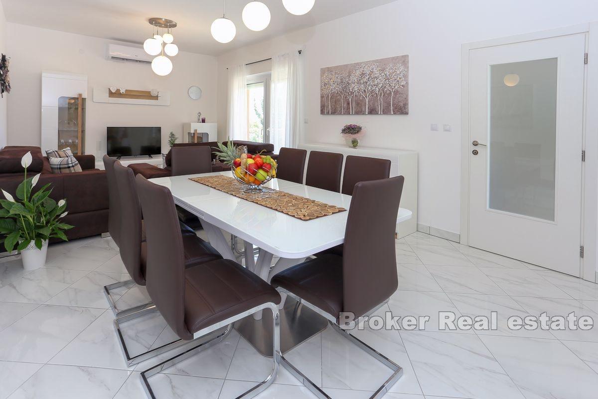 Ferienhaus mit wunderschönem Meerblick