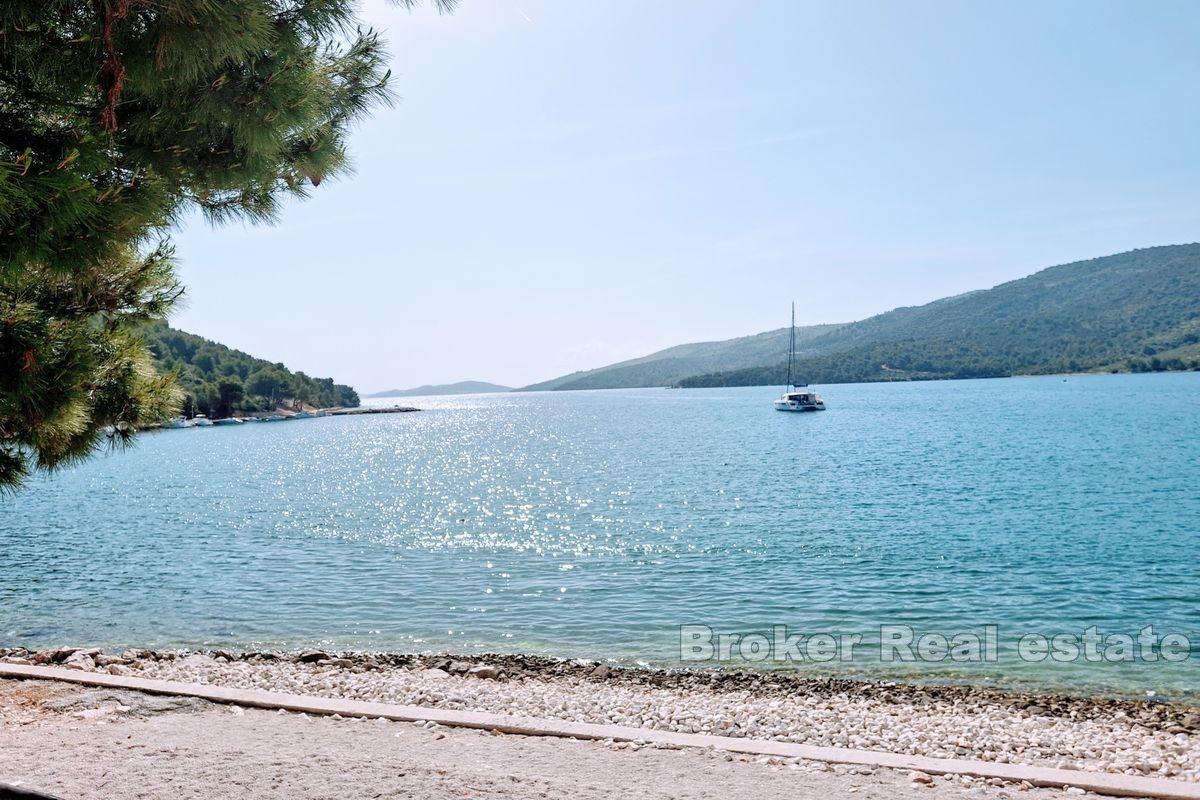 Građevinsko zemljište s pogledom na more