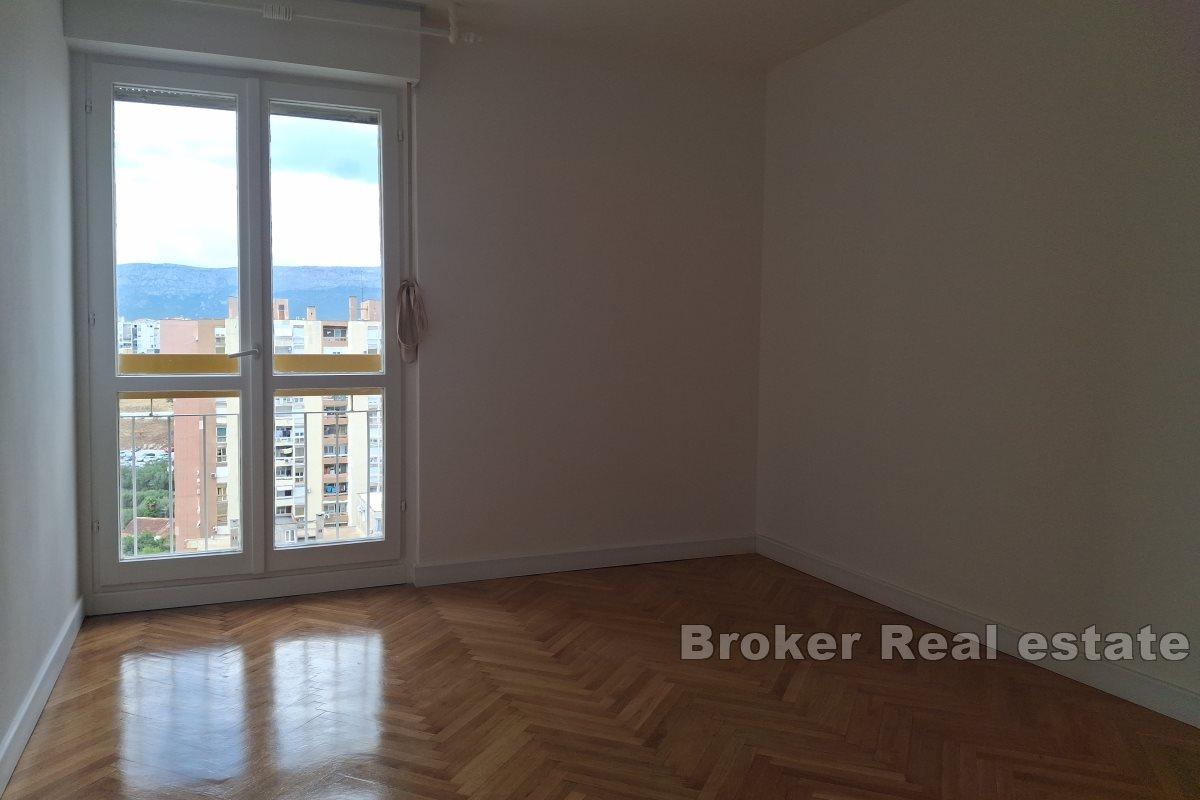 Bellissimo appartamento con vista sul mare