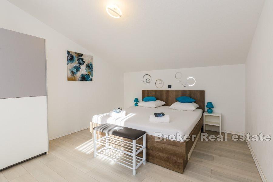 Vila s bazenom u prekrasnoj prirodi
