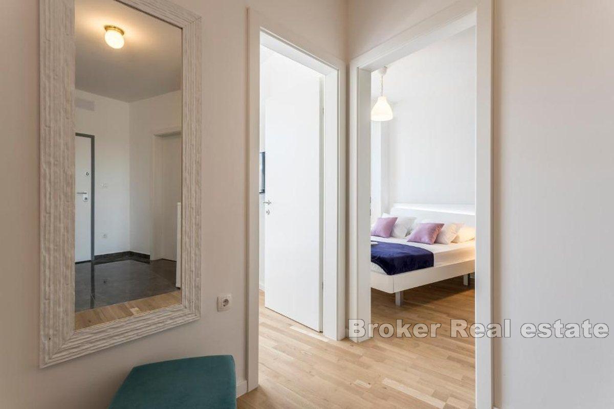 Piękny apartament z przestronnym tarasem w doskonałej lokalizacji