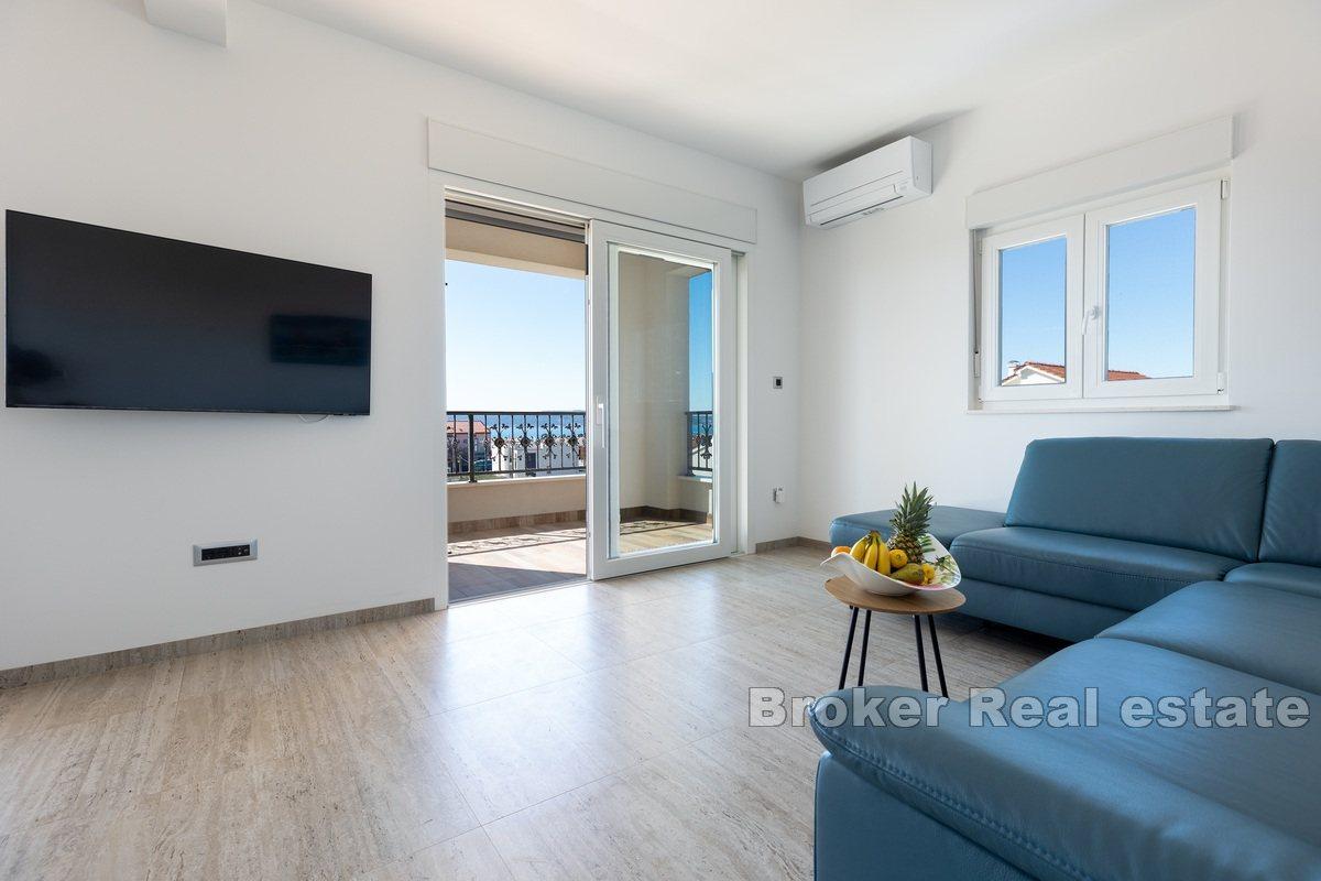 Luksusowa willa z basenem i widokiem na otwarte morze