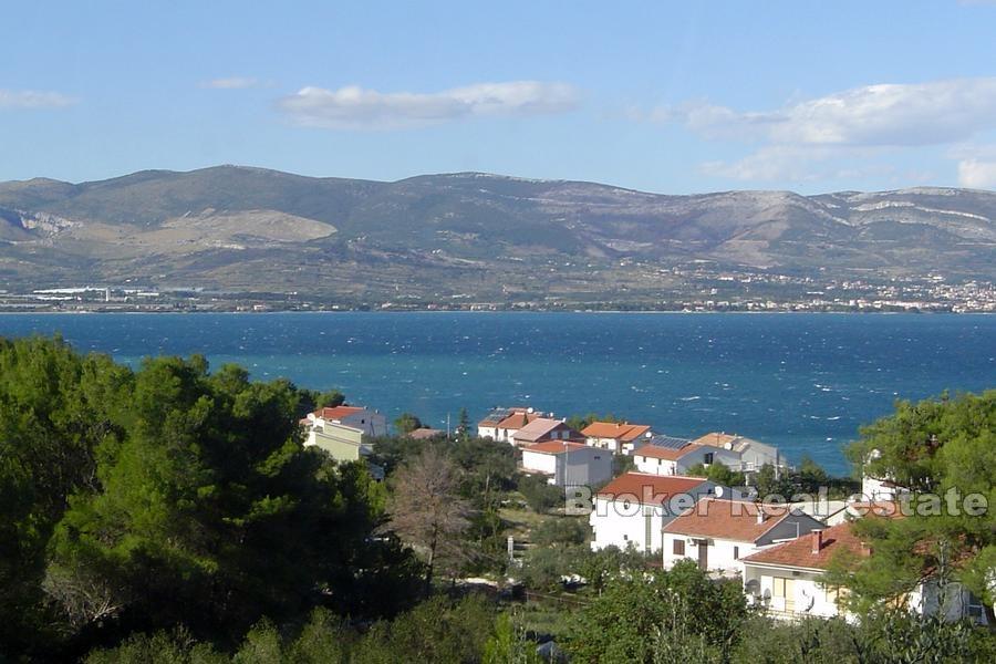 Building land with sea view