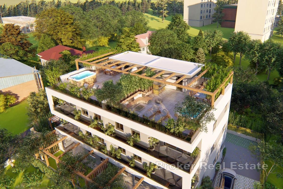 Luxus-Penthouse mit Panoramablick auf das Meer