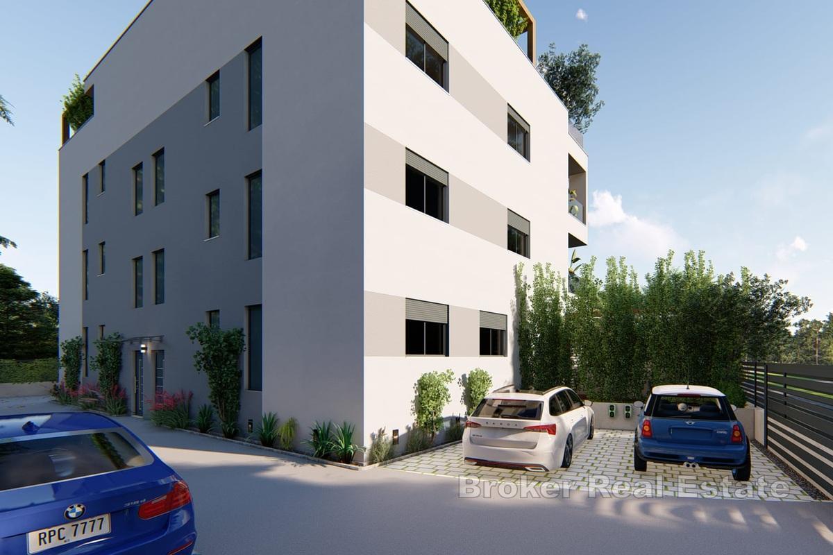 Luksuzni penthouse s panoramskim pogledom na more