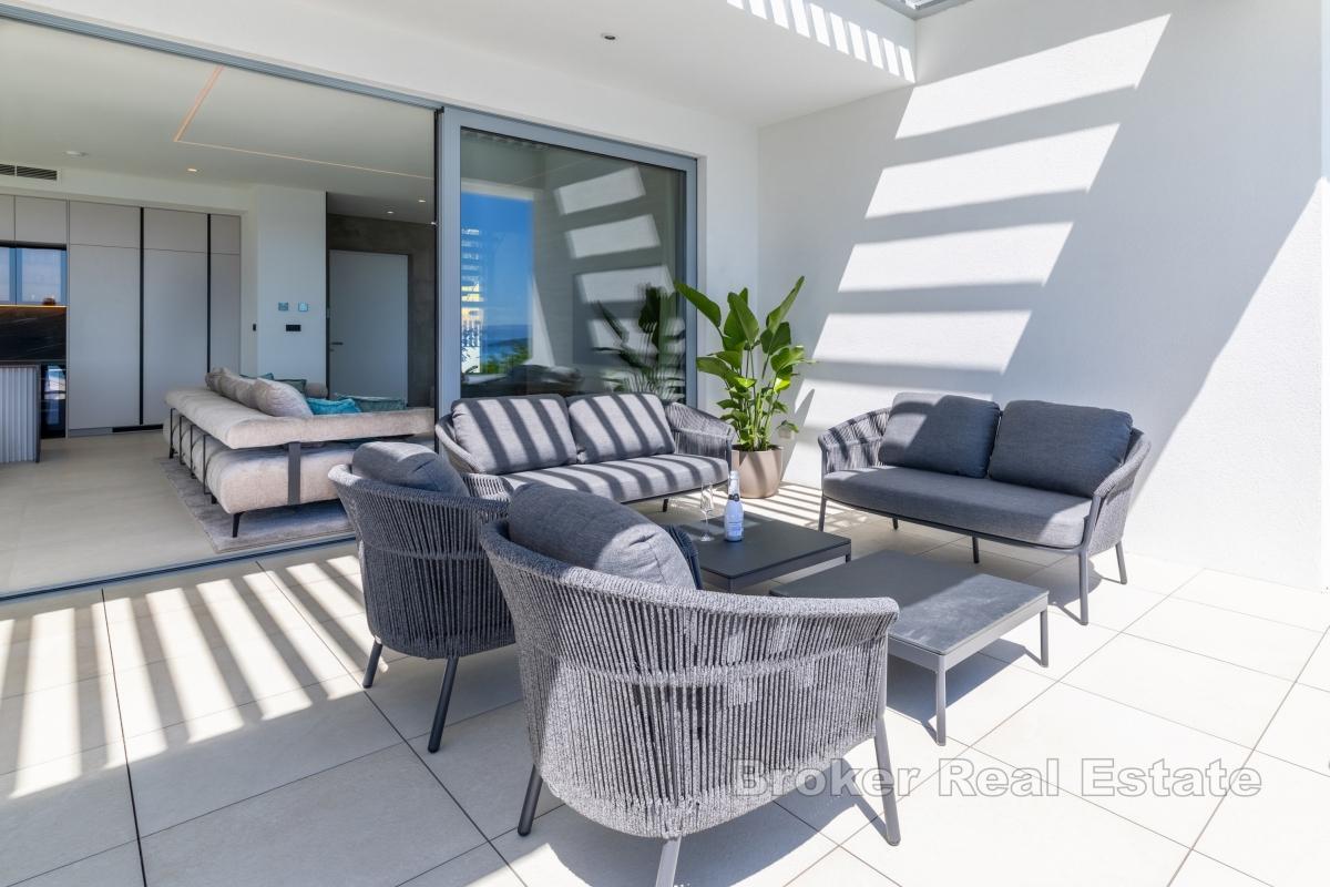 Luksusowa, nowoczesna willa z panoramicznym widokiem na morze i wyspy