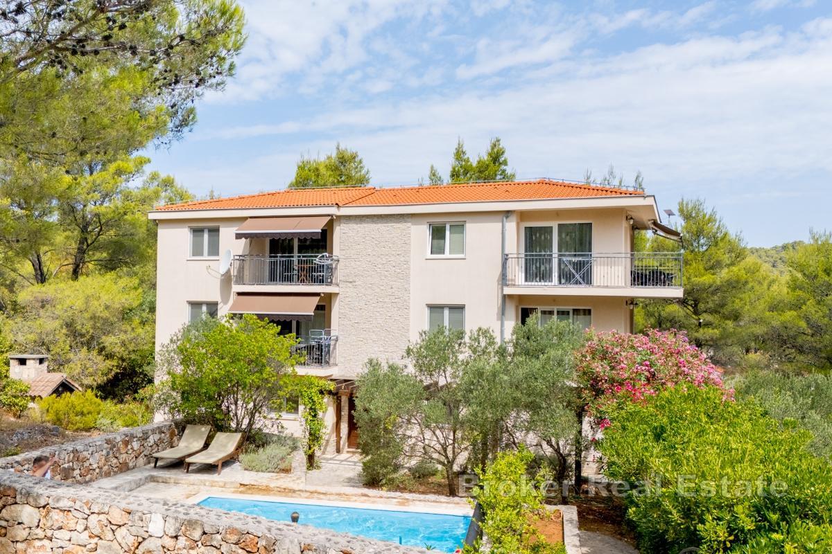 Wunderschöne Villa mit Pool und offenem Meerblick auf der Insel Hvar