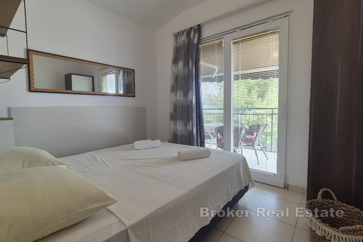 Vacker villa med pool och öppen havsutsikt på ön Hvar