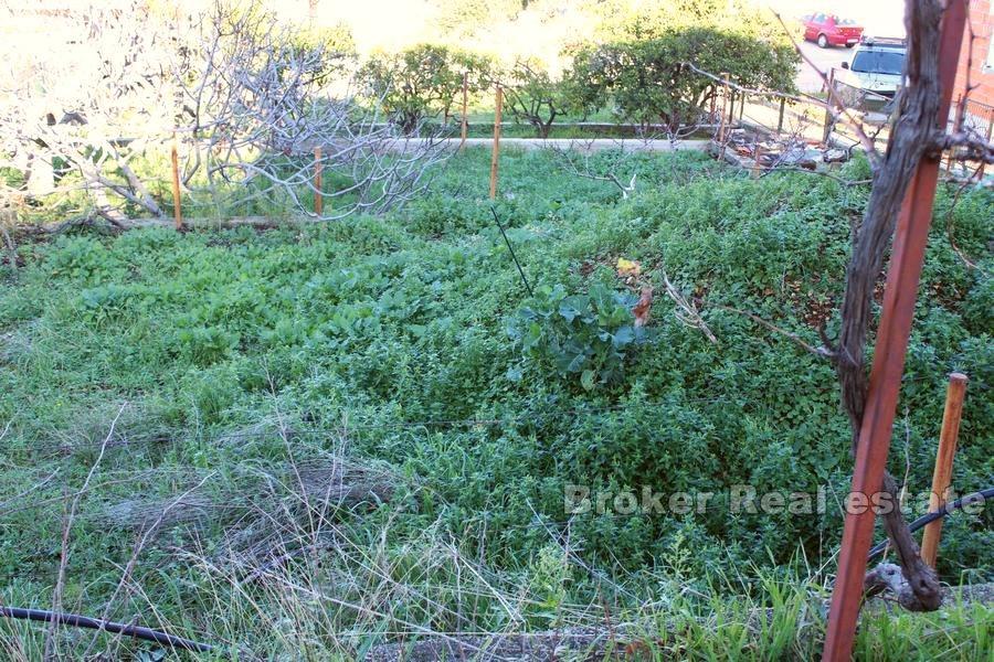 Byggeland med havutsikt