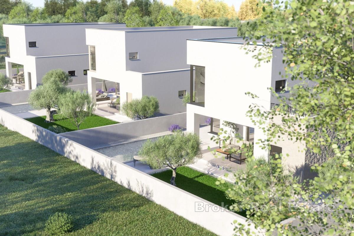 Moderne villa med panoramautsikt over havet