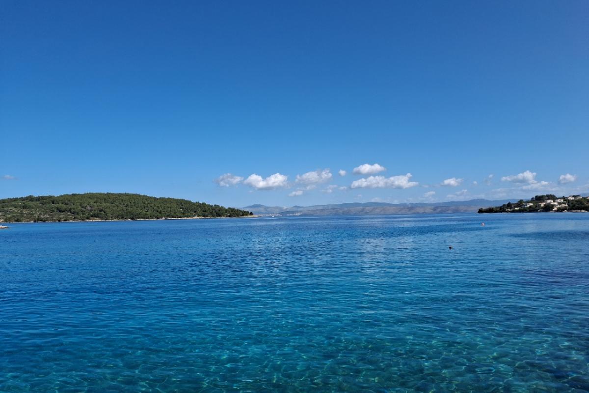 Участок под застройку с открытым видом на море и проектом