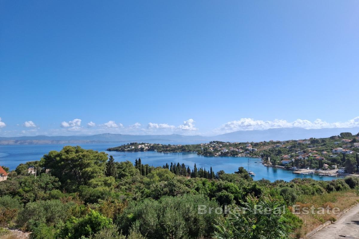 Terreno edificabile con vista mare e progetto
