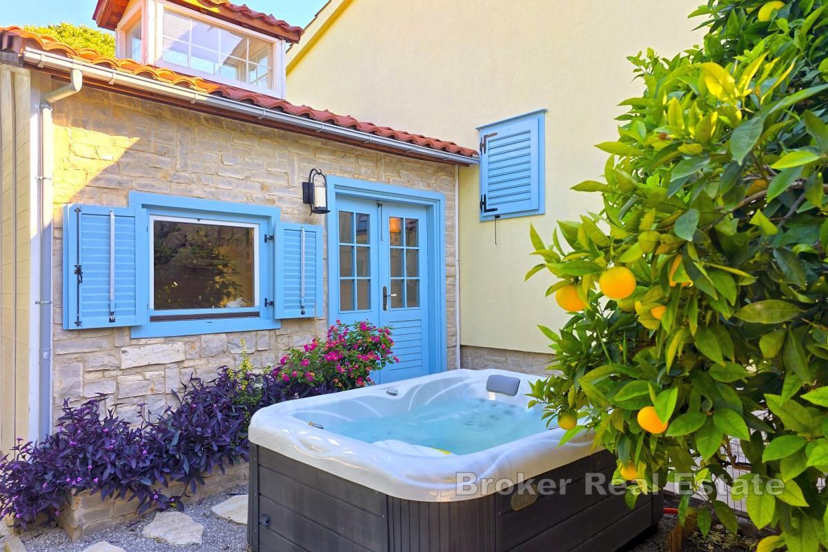 Luksuriøs middelhavsvilla med basseng