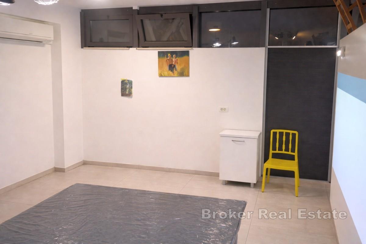 Locale commerciale in posizione privilegiata