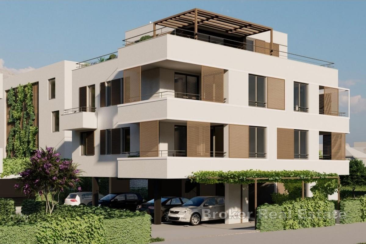 Takvåning med öppen havsutsikt