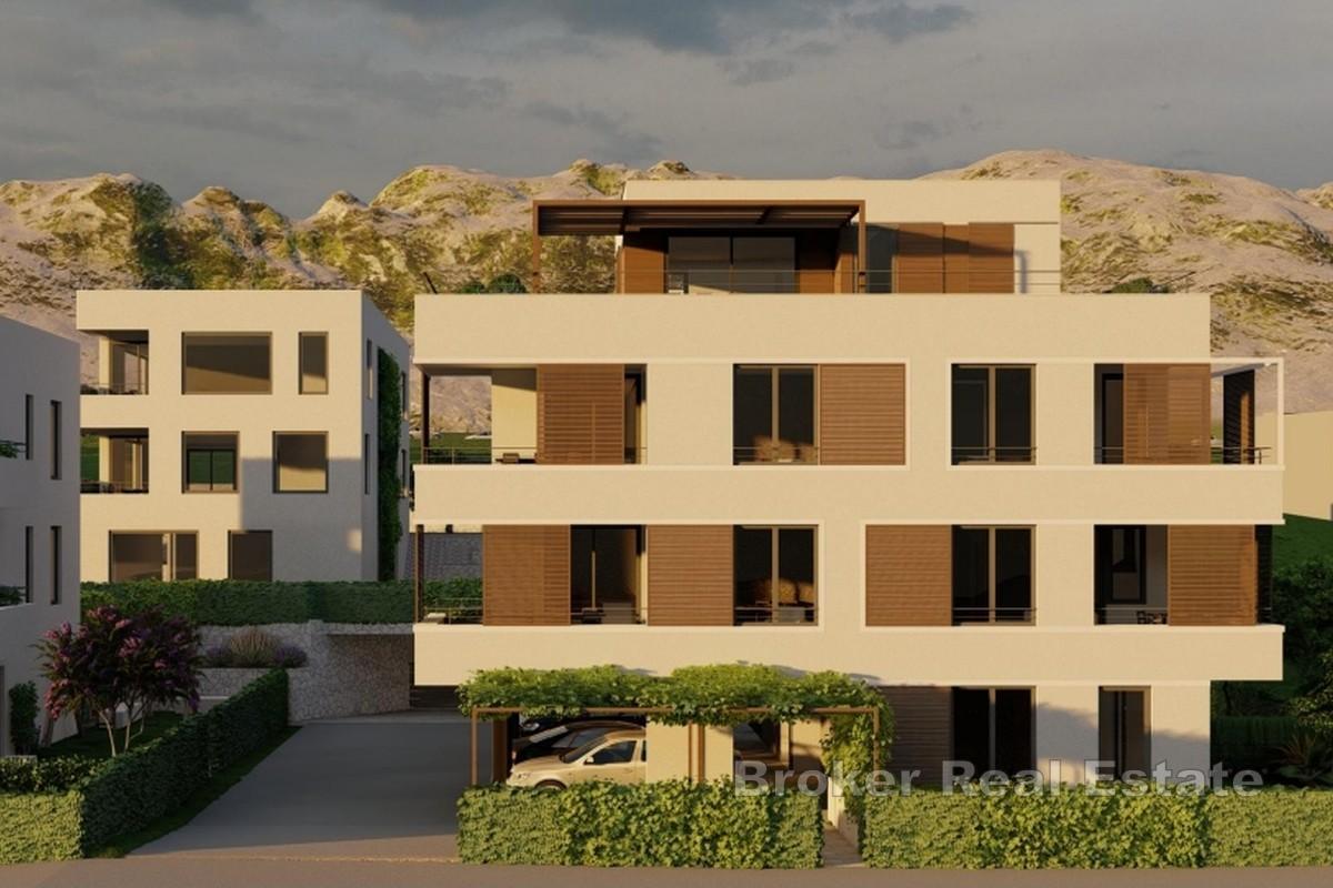 Takvåning med öppen havsutsikt