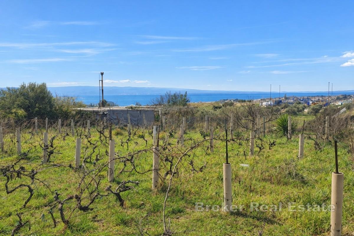 Stavební pozemek s výhledem na moře