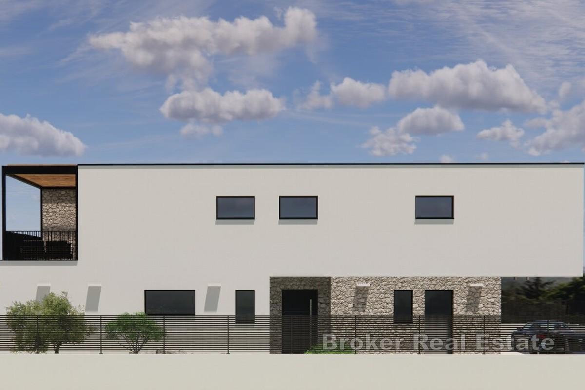 Nowoczesny dom w zabudowie bliźniaczej z basenem