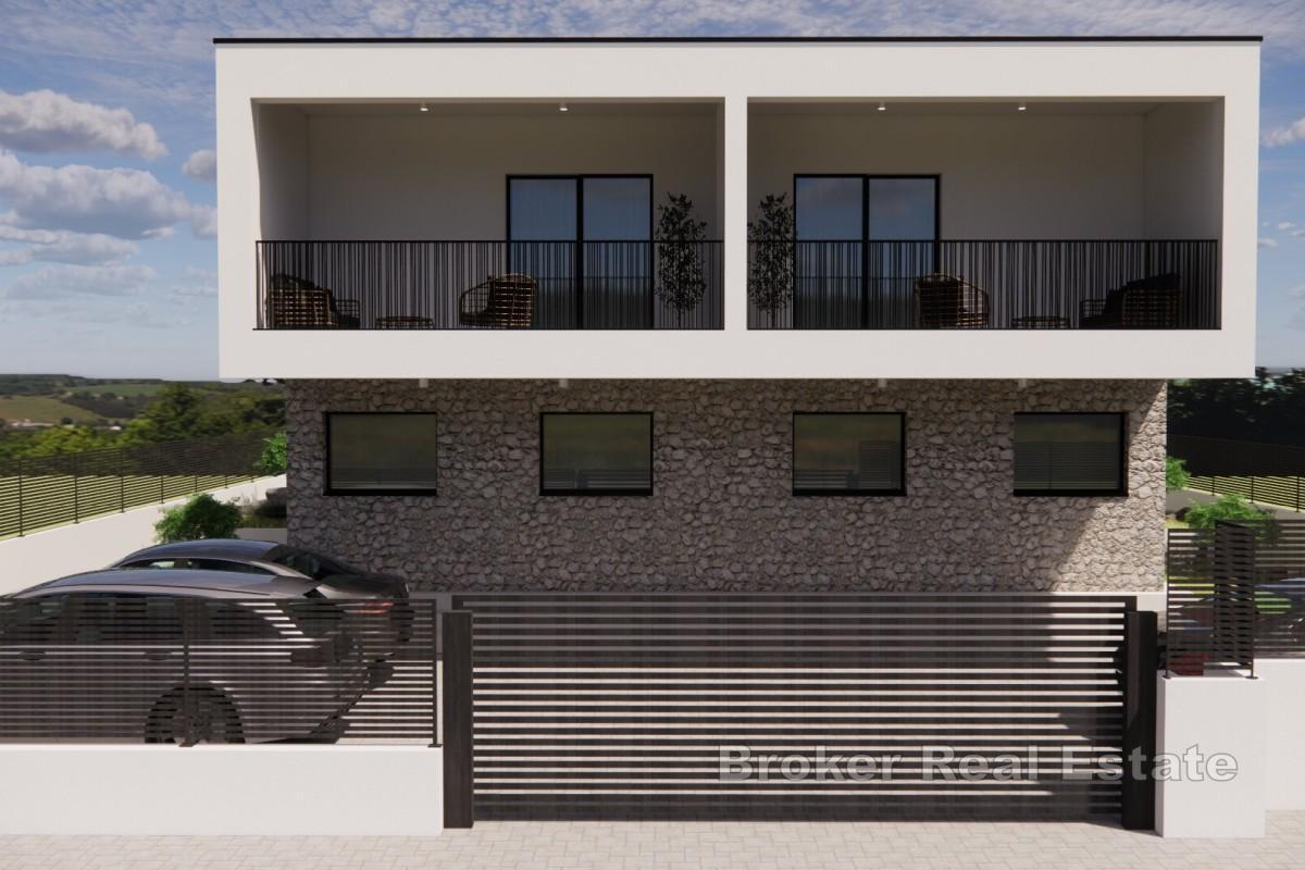 Nowoczesny dom w zabudowie bliźniaczej z basenem