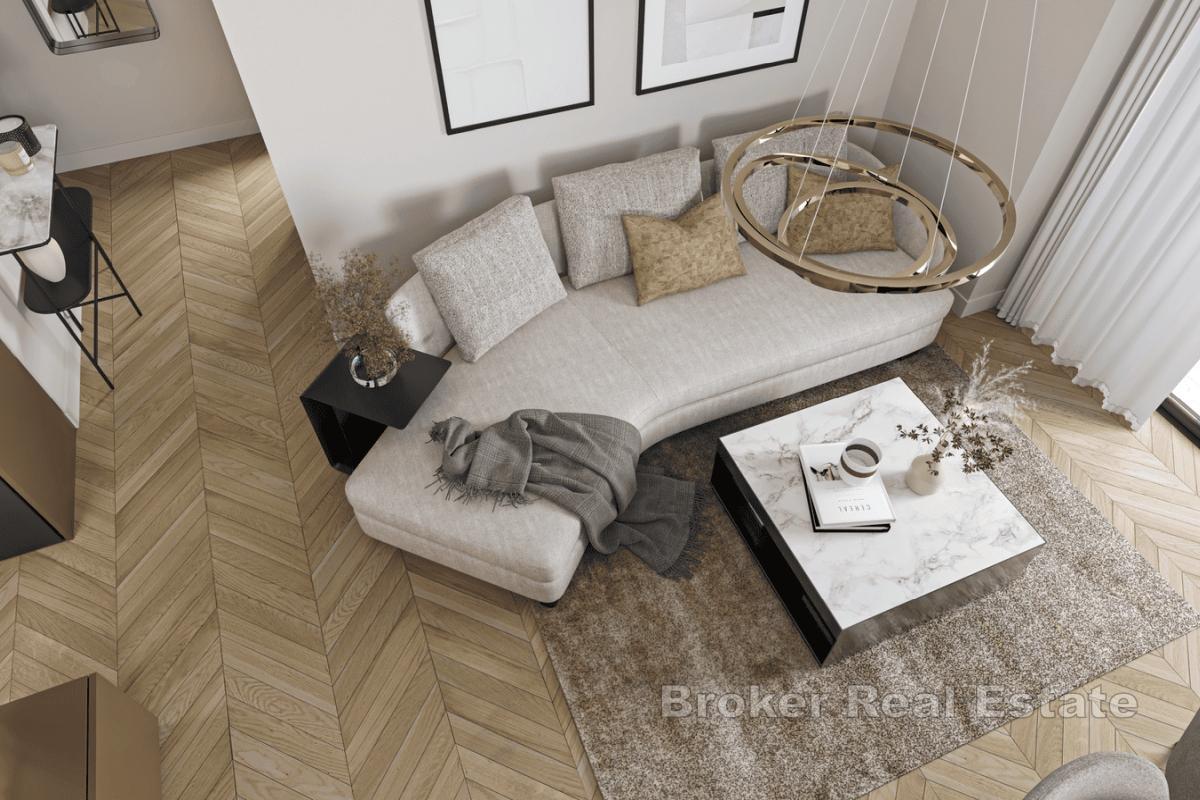 Ampio appartamento con tre camere da letto in un moderno edificio di nuova costruzione