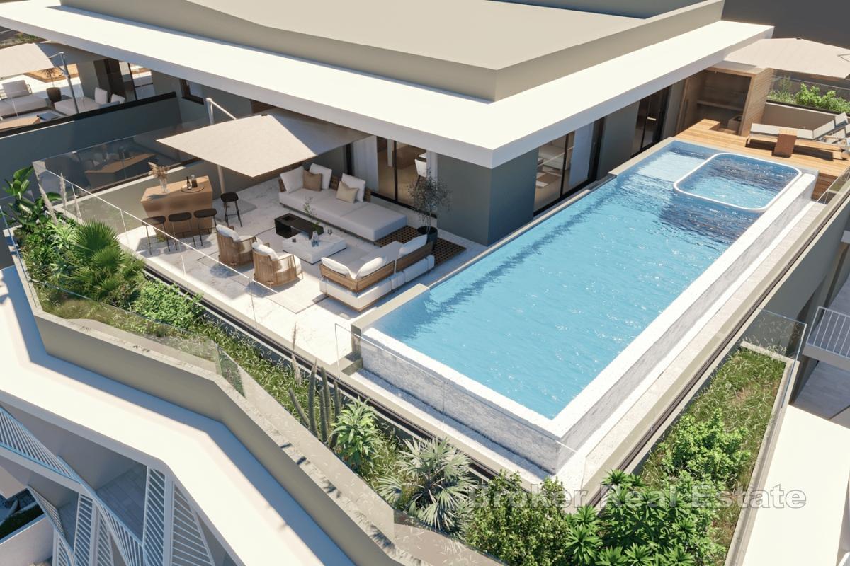 Exklusives Luxus-Penthouse mit Panoramablick auf Meer und Inseln