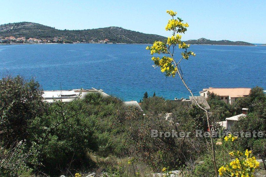 Building land with sea view