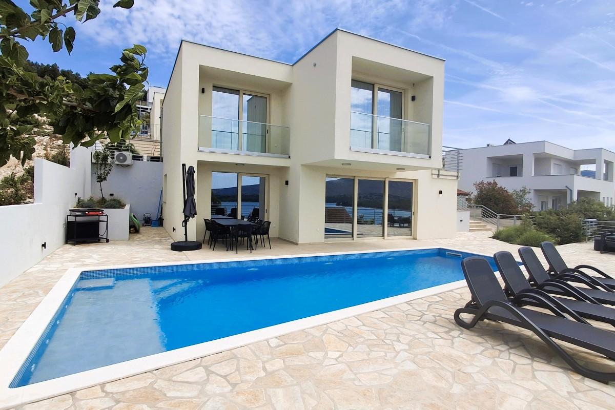 001-2031-257-primosten-newly-built-villa-with-pool-and-sea-view-for-sale