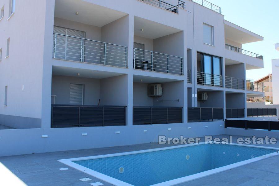 Apartment with sea view