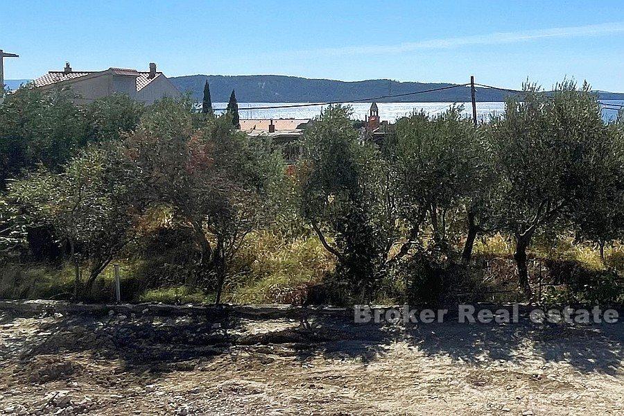 Building land with a sea view