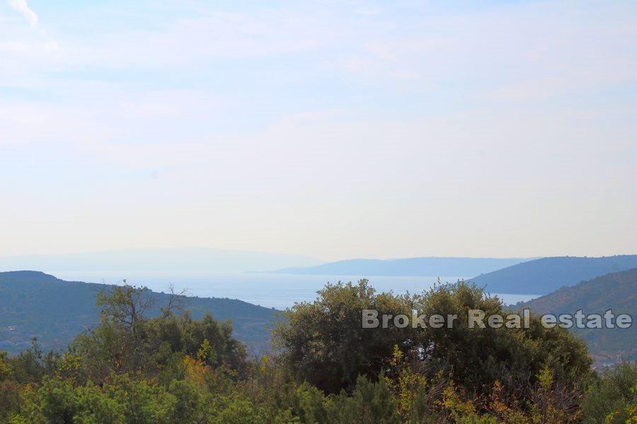 Building land with sea view